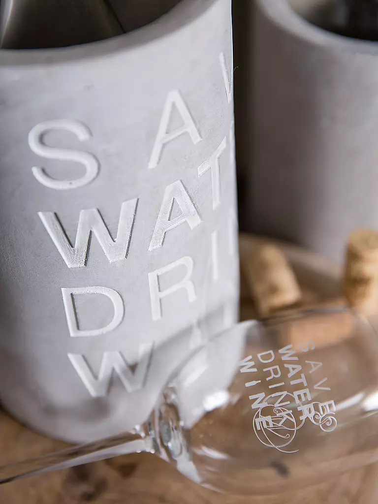 RAEDER | Flaschenkühler aus Beton 21cm "Save Water - Drink Wine" | Grigio