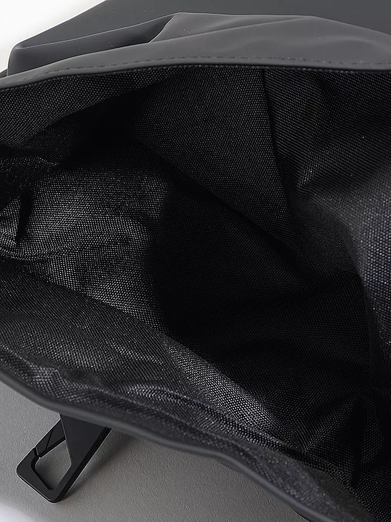 RAINS | Zaino ROLLTOP W3 | Nero