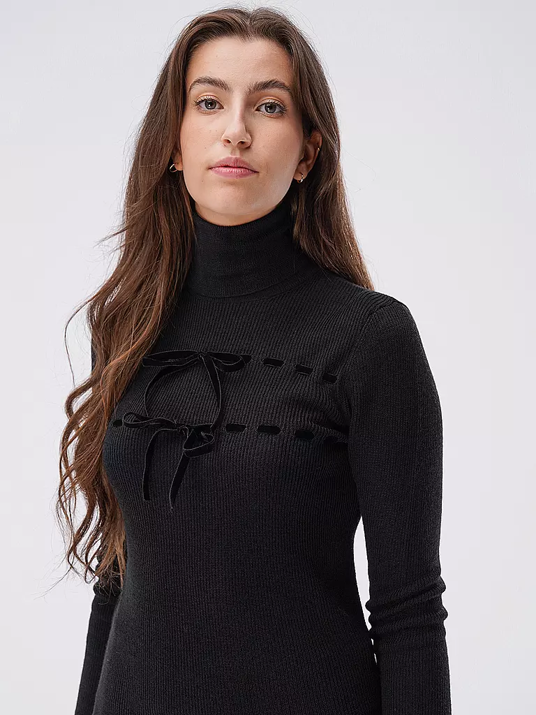 RED Valentino | Dolcevita |