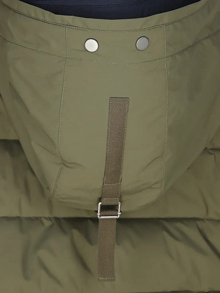 REPLAY | Steppjacke
Produktname: Steppjacke
Marke: REPLAY
Farbe: olive
Kategorien: Mode,Herren

Ärmellänge: Langarm
Material: Polyester / Polyamid
Kragenform: Kapuze,Stehkragen
Musterung: Unifarben
Passform (Oberbekleidung): Regular
Stil: Glamour,Trend
Details: | 