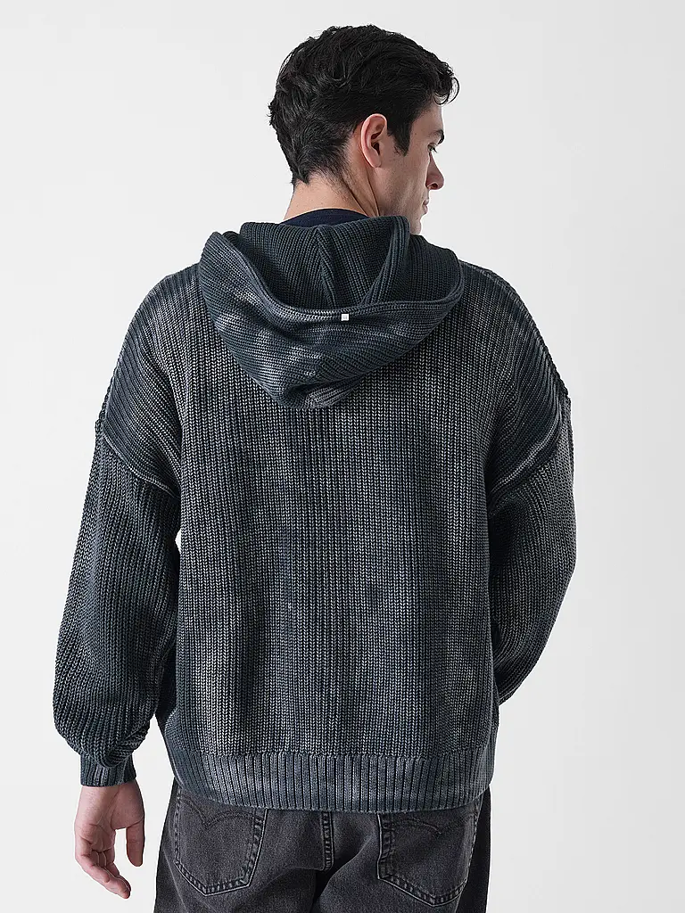 RETERNITY | Prodotto: Cardigan | 