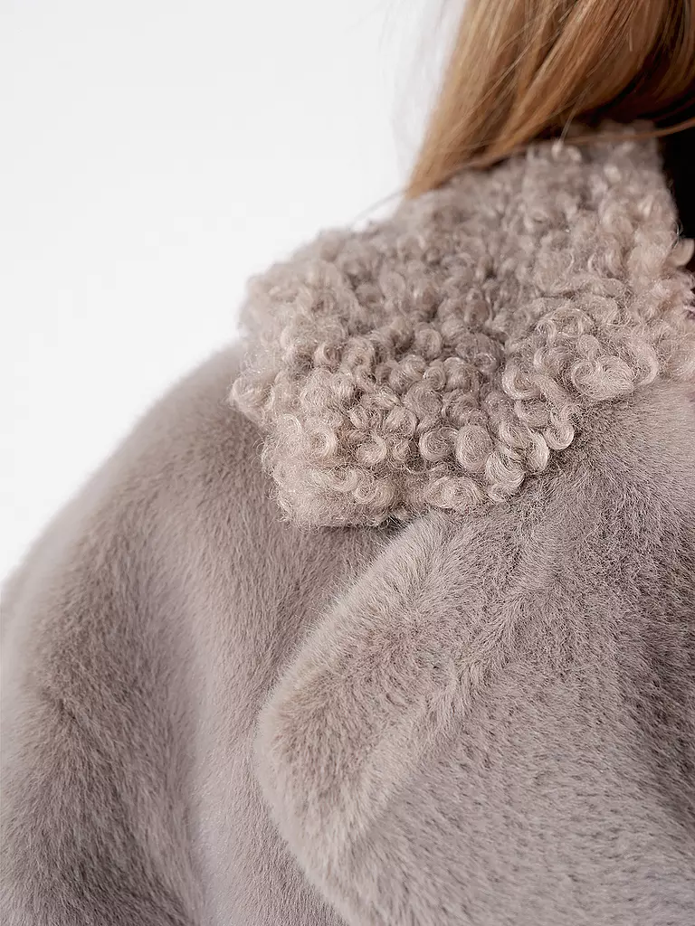 RICH & ROYAL | Mantel in Felloptik | Grigio