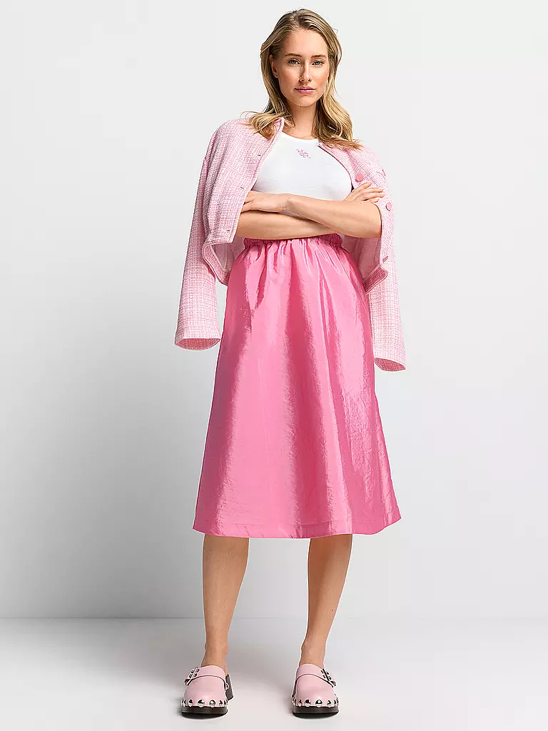 RICH & ROYAL | Midirock  | Rosa