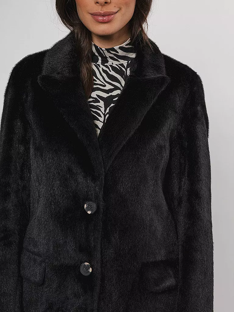 RINO&PELLE | Cappotto effetto pelliccia SAAMI | 