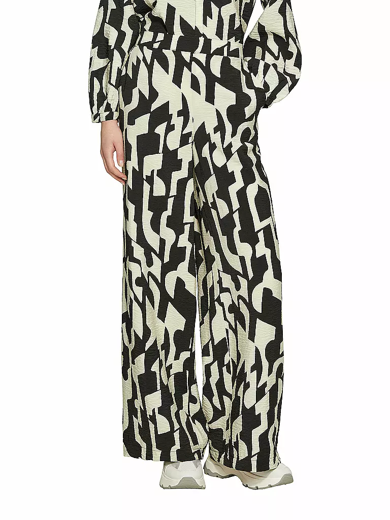 S.OLIVER | Pantaloni a gamba larga | Nero
