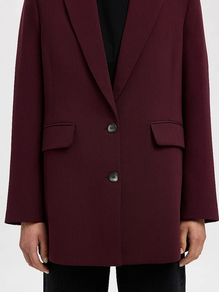 SELECTED FEMME | Blazer SLFRITA
Marca: SELECTED FEMME
Colore: rosso scuro
Categorie: Moda,Donna
Lunghezza manica: Manica lunga
Materiale: Poliestere / Poliammide,Viscosa ,Elasticizzato
Forma del colletto: Collo a revers
Motivo: Tinta unita
Vestibilità (capispalla): Ampi |