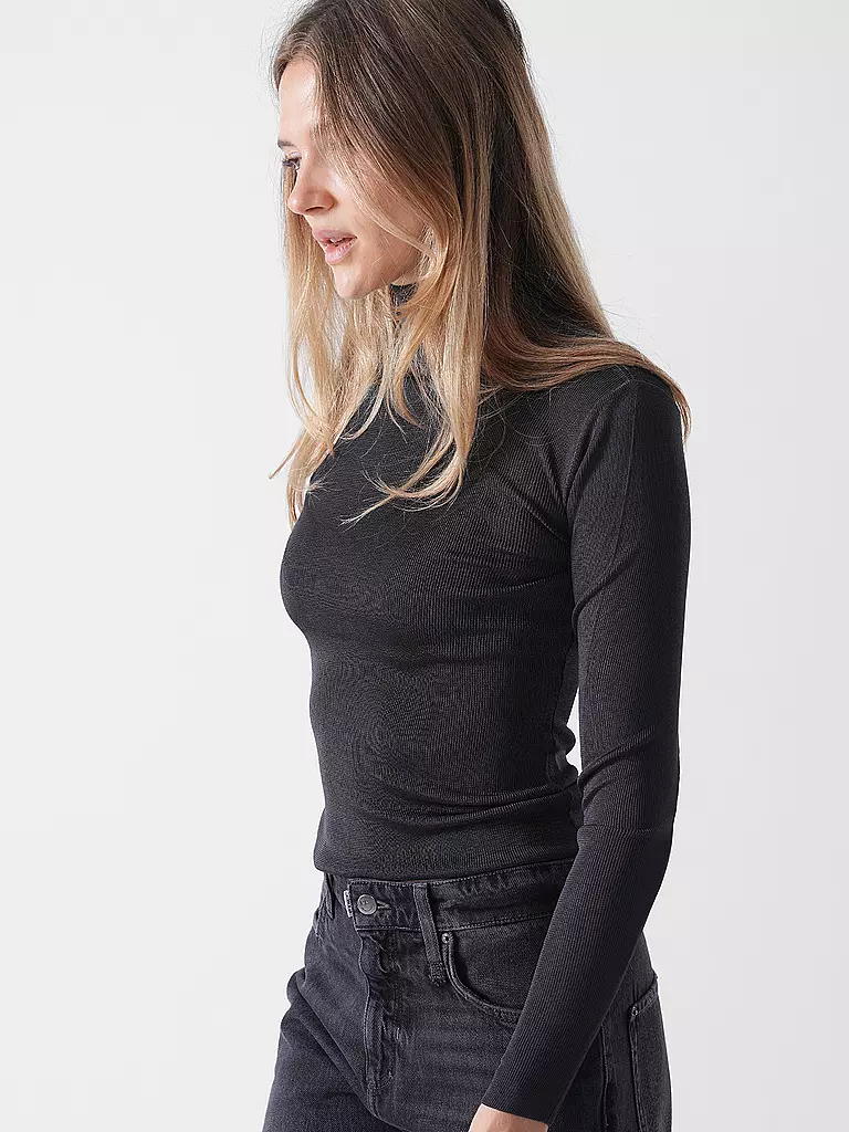 SELF-PORTRAIT | Dolcevita | 