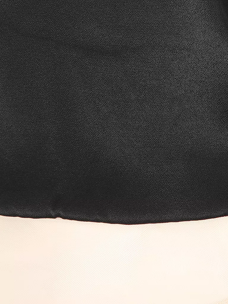 SILVIA SCHNEIDER | Body |