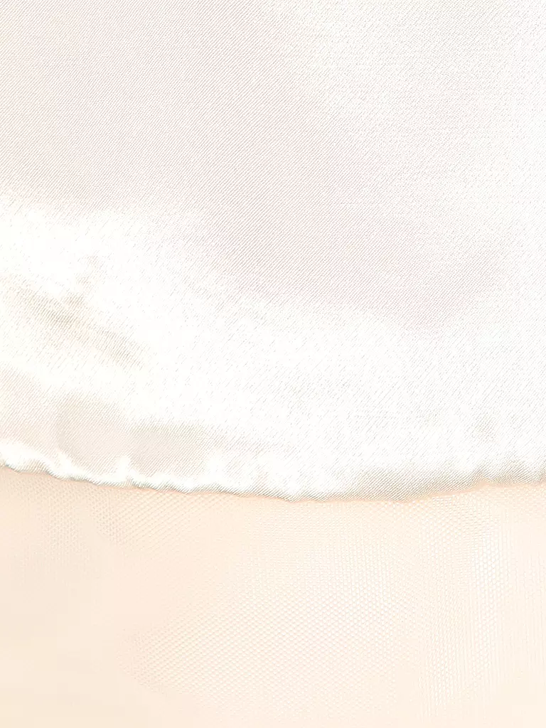 SILVIA SCHNEIDER | Body |