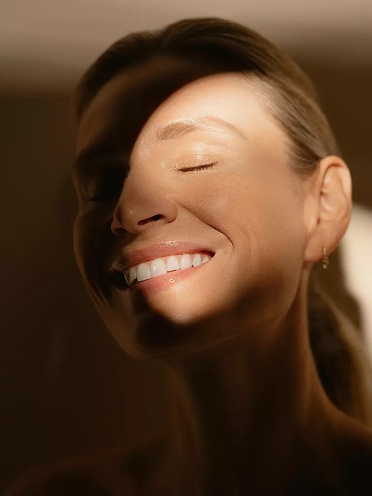 SISLEY | Protezione solare Sunleya Soin Solaire Anti-Age SPF50+ 50ml | 