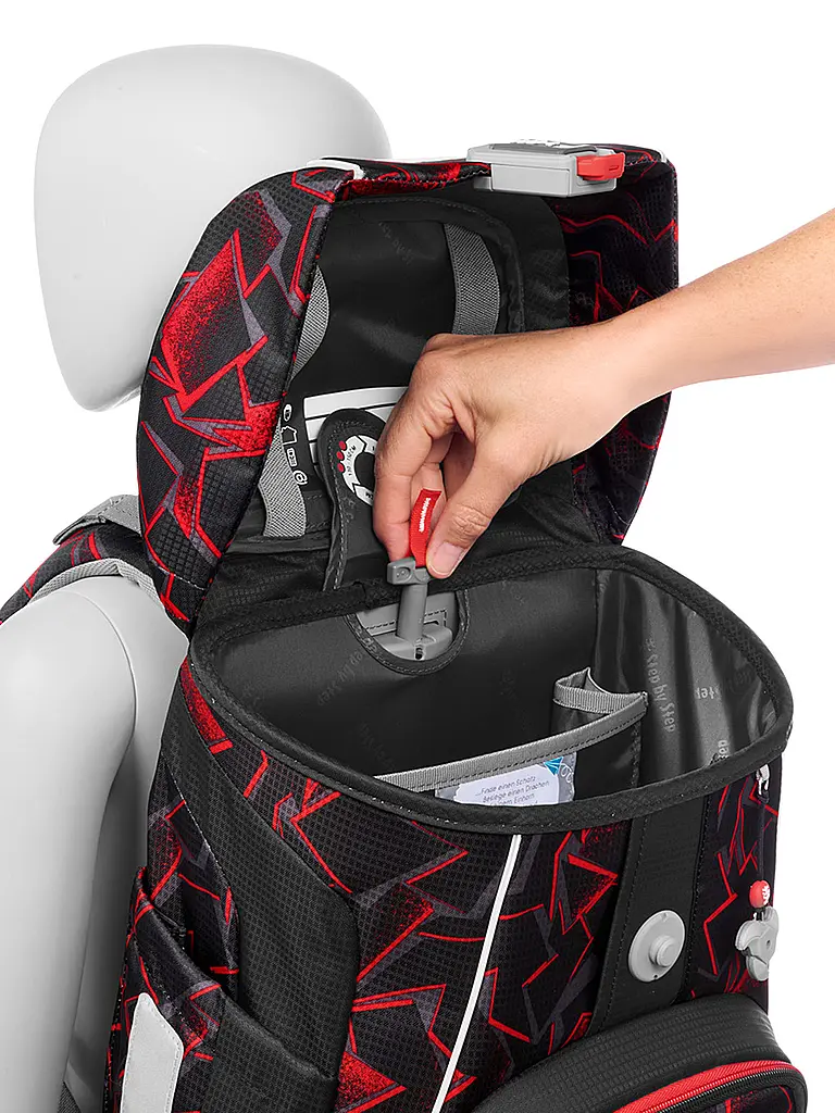 STEP BY STEP | Set di zaino scolastico FIT 5 pz. Ninja Yuma | 