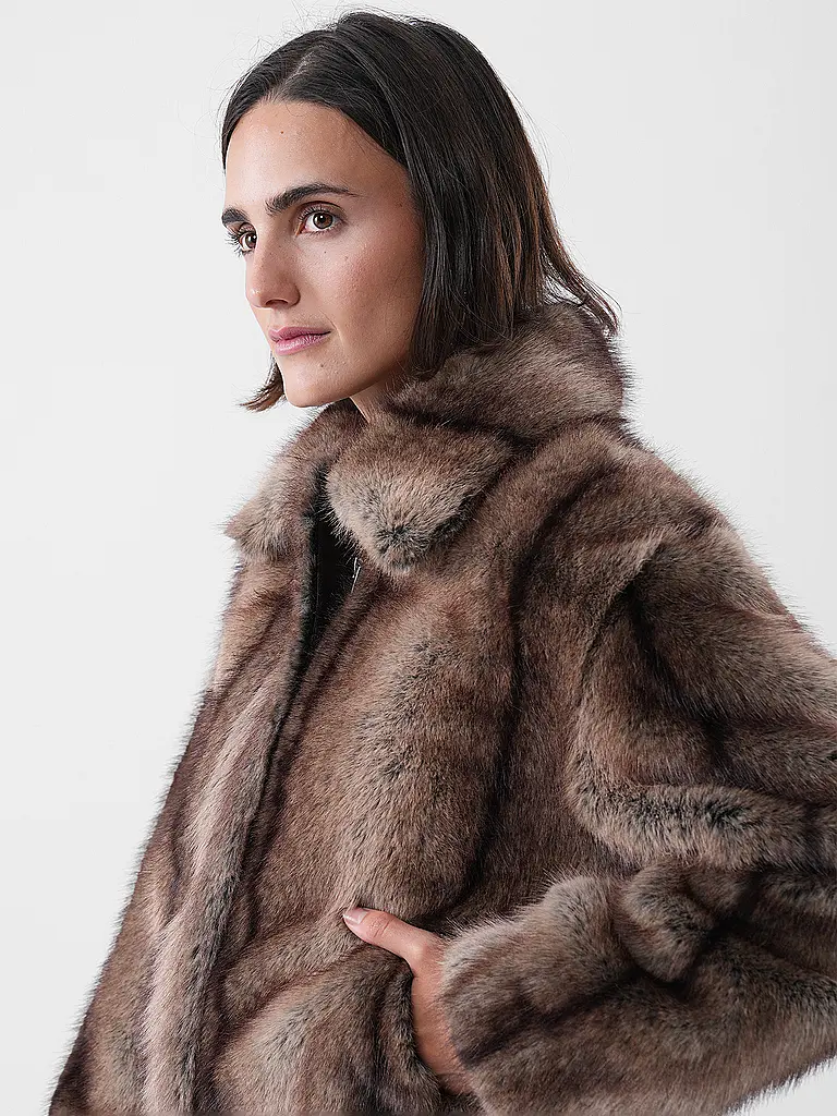 STUDIO AR | Giacca in pelliccia sintetica LUCY |
