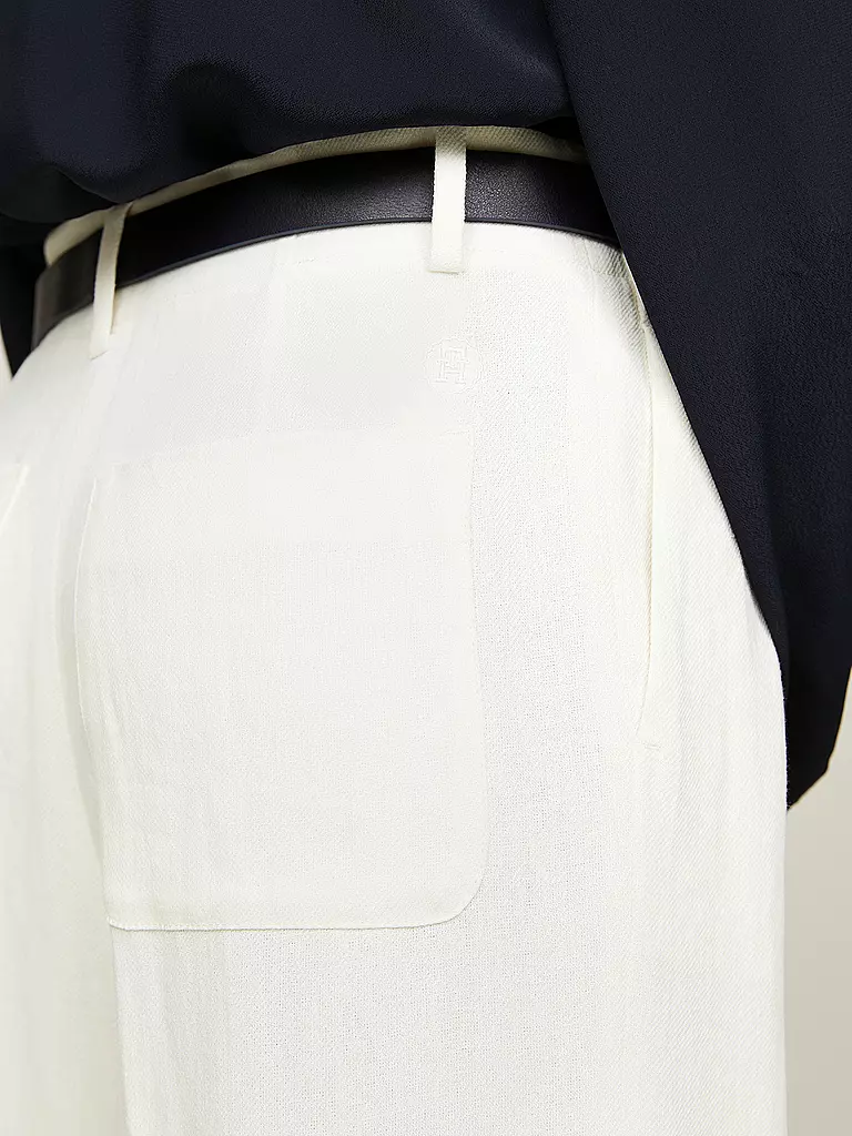 TOMMY HILFIGER | Businesshose Relaxed Fit ELEVATED | Bianco