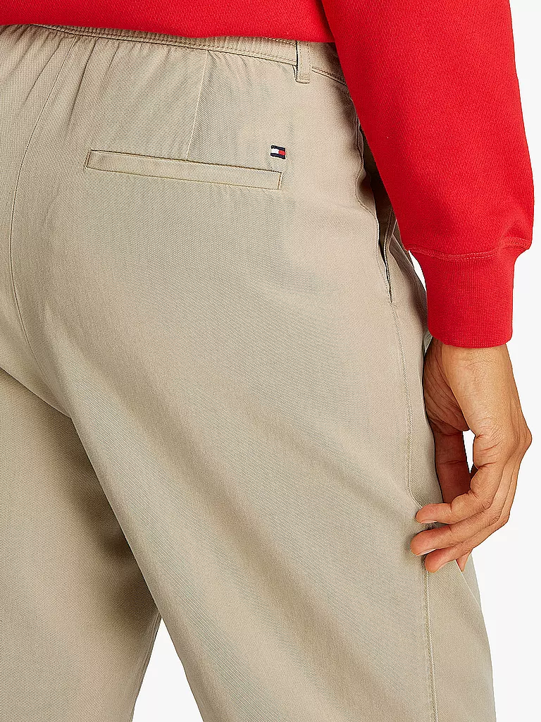 TOMMY HILFIGER | Chino |