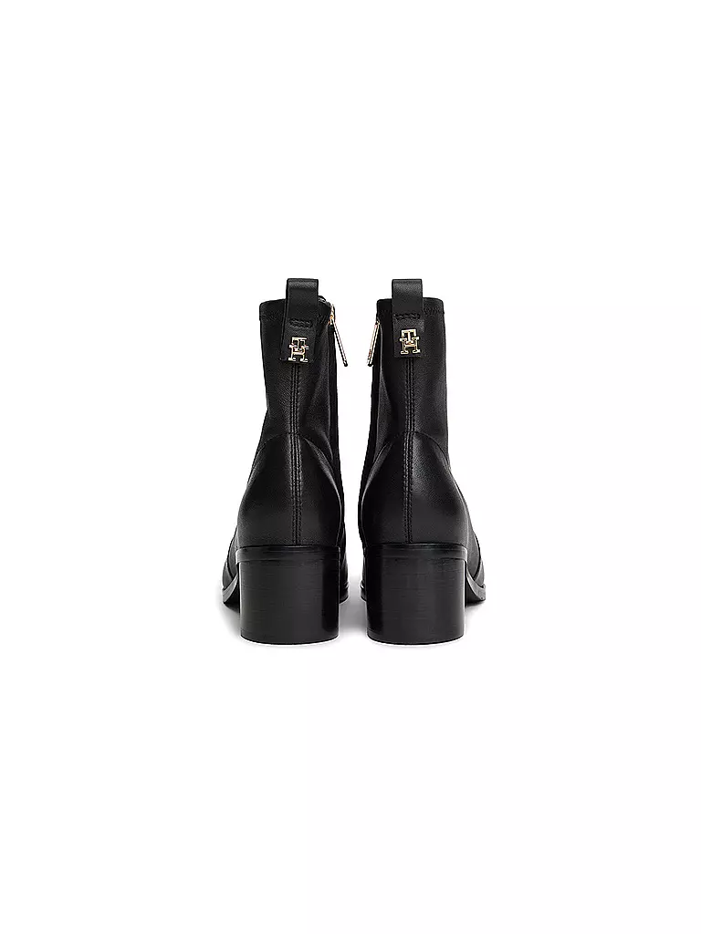 TOMMY HILFIGER | Stiefelette TH STRETCH
Marke: TOMMY HILFIGER
Farbe: nero
Categorie: Moda,Donna
Materiale: Pelle
Motivo: Tinta unita
Stile: Casual
Altezza del tacco: Tacco medio |