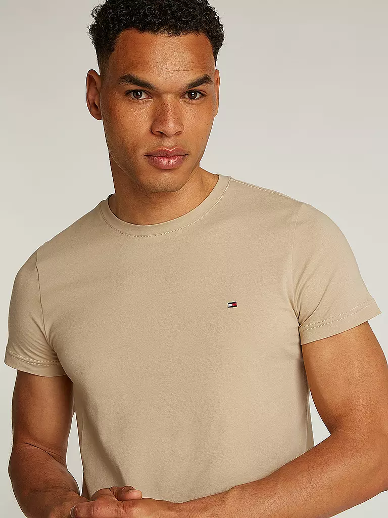 TOMMY HILFIGER | T-shirt slim fit | Oliva