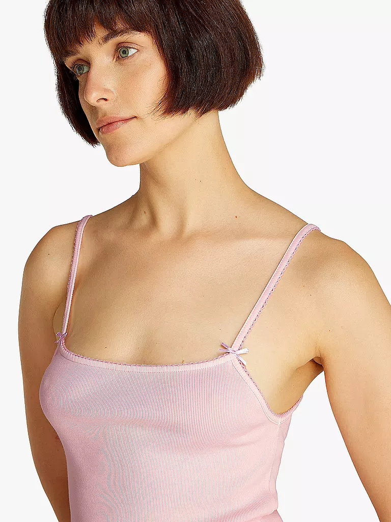 TOMMY JEANS | Prodotto: Top
Marca: TOMMY JEANS
Colore: rosa
Categorie: Moda, Donna

Lunghezza manica: senza maniche
Stile: Young Fashion | 