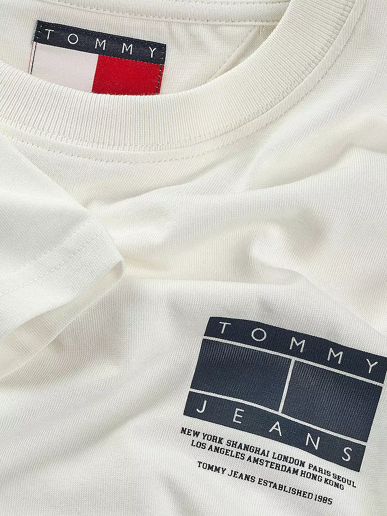 TOMMY JEANS | T-shirt
Marca: TOMMY JEANS
Colore: bianco
Categorie: Moda, Uomo

Lunghezza manica: Manica corta
Scollo: Girocollo
Materiale: Jersey, Cotone
Motivo: Logo, Stampa
Vestibilità (capo di abbigliamento): Regular
Stile: Young Fashion | Bianco