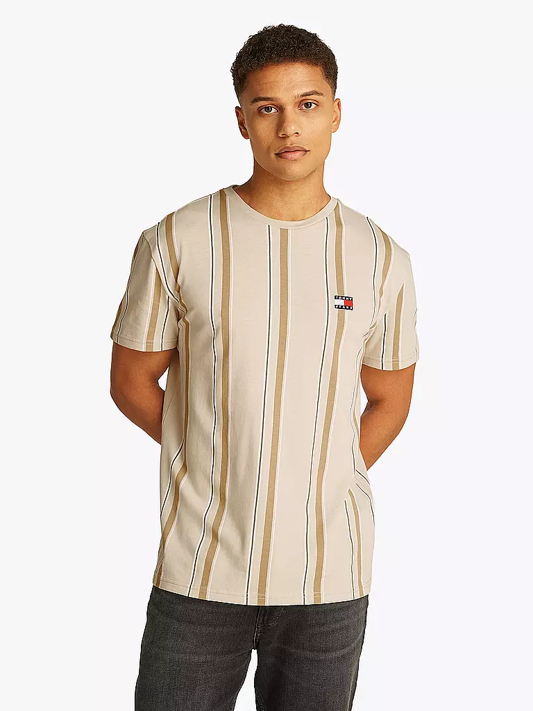 TOMMY JEANS | T-Shirt
Produktname: T-Shirt
Marke: TOMMY JEANS
Farbe: beige
Kategorien: Moda,Uomo

Ärmellänge: Manica corta
Ausschnitt: Girocollo
Material: Jersey,Cotone
Musterung: A righe
Passform (Oberbekleidung): Regular
Stil: Young Fashion
Details: Logo | 