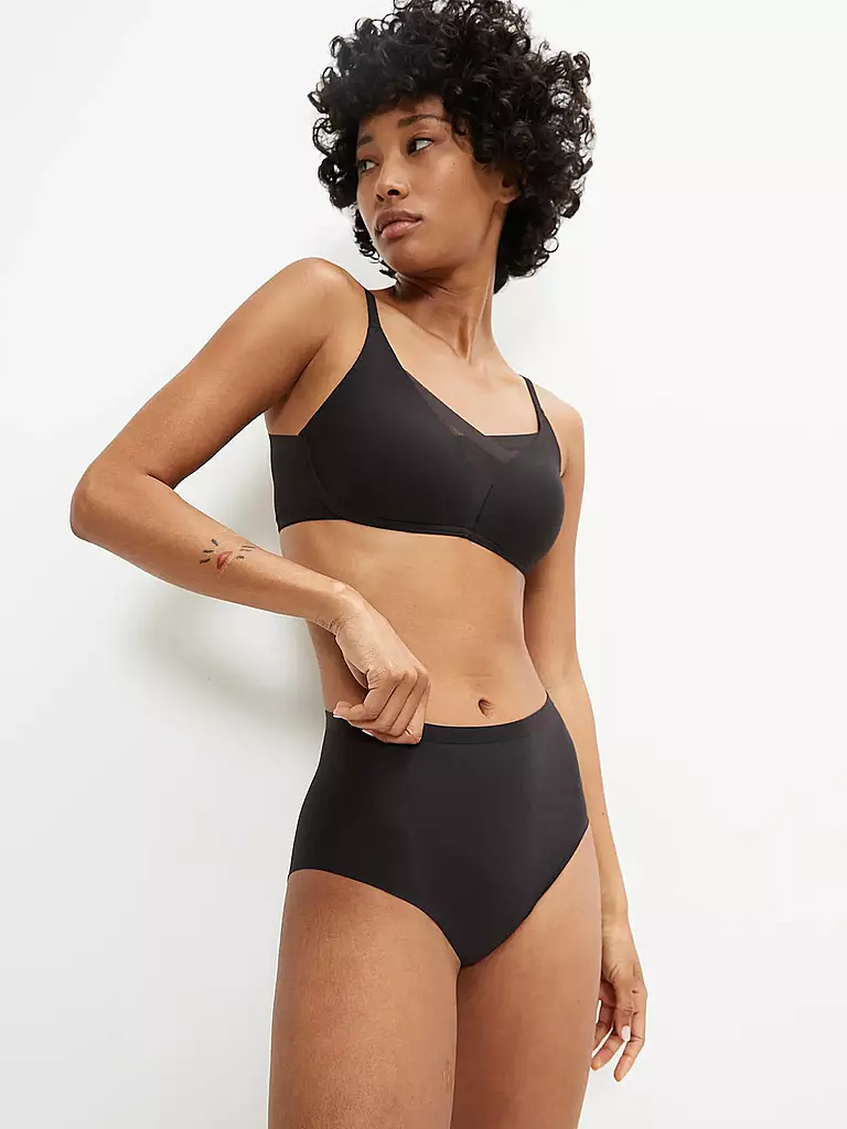 TRIUMPH | Slip Shape Smart Maxi | Nero