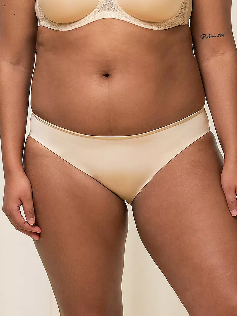 TRIUMPH | Slip Tai "Body Make-Up Essentials" (Nude Beige) | 