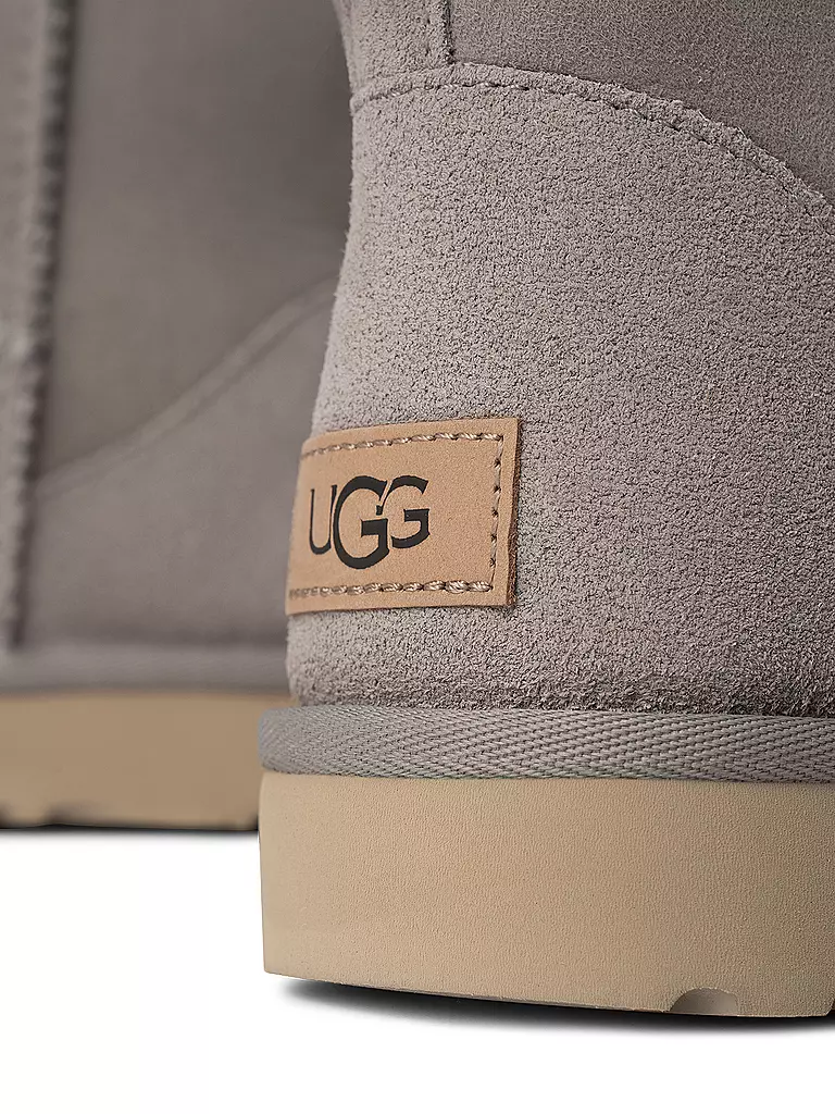 UGG | Snowboot CLASSIC MINI II | Grigio chiaro