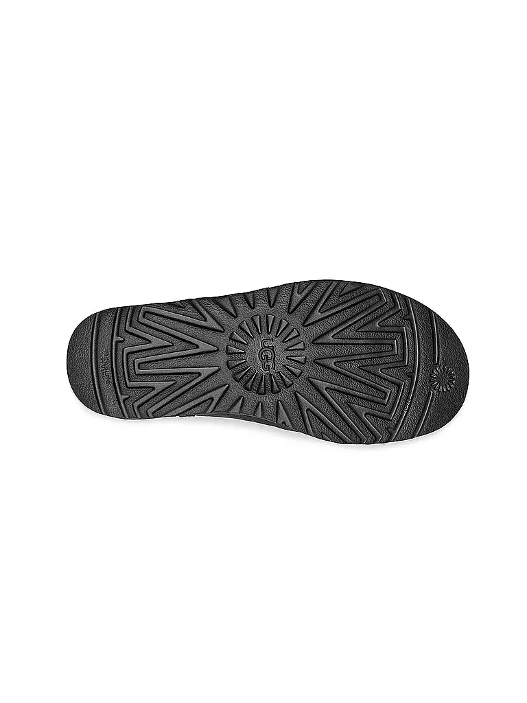 UGG | Stivali CLASSIC SHORT II | 