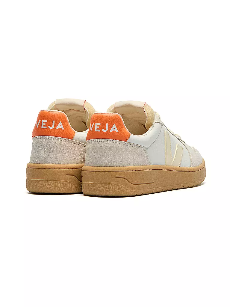 VEJA | Sneaker V-82 | Crema