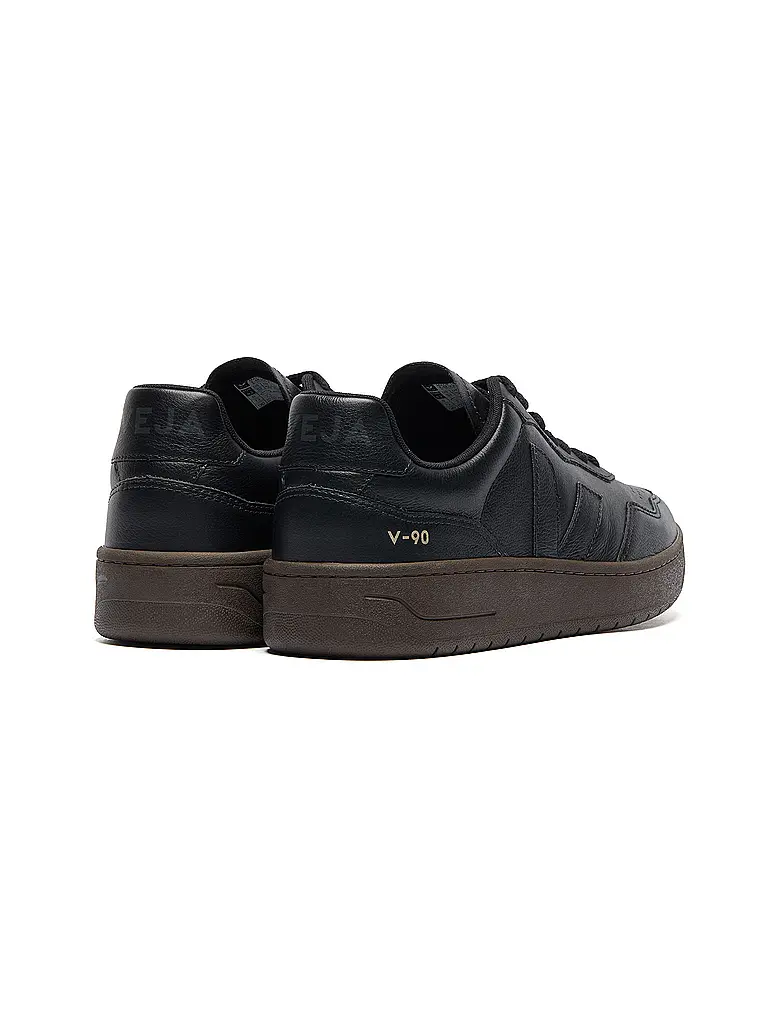 VEJA | Sneaker V-90 |