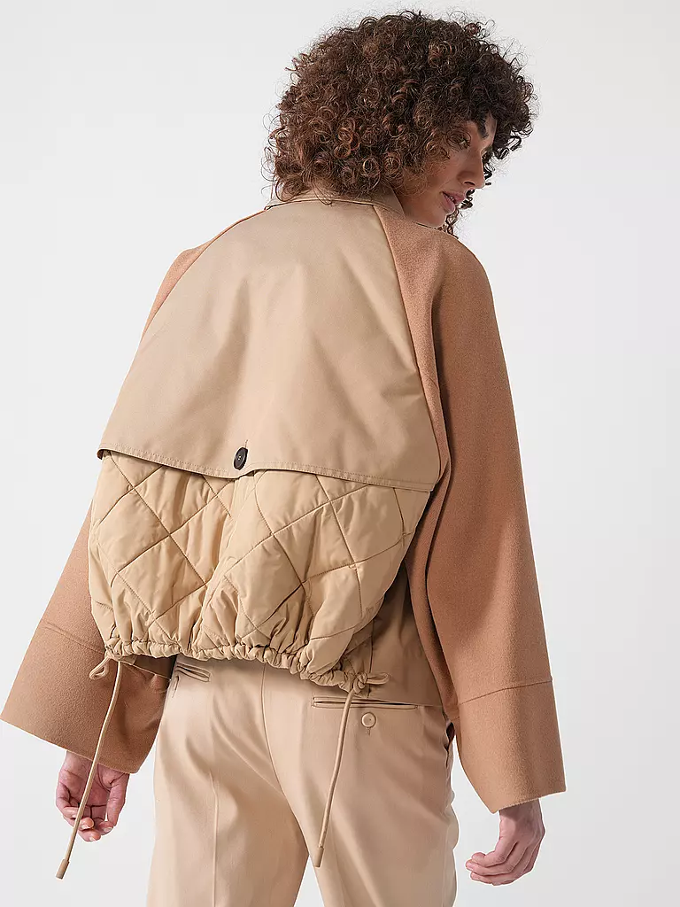 WEEKEND MAX MARA | Trenchcoat BAZAR | Cammello