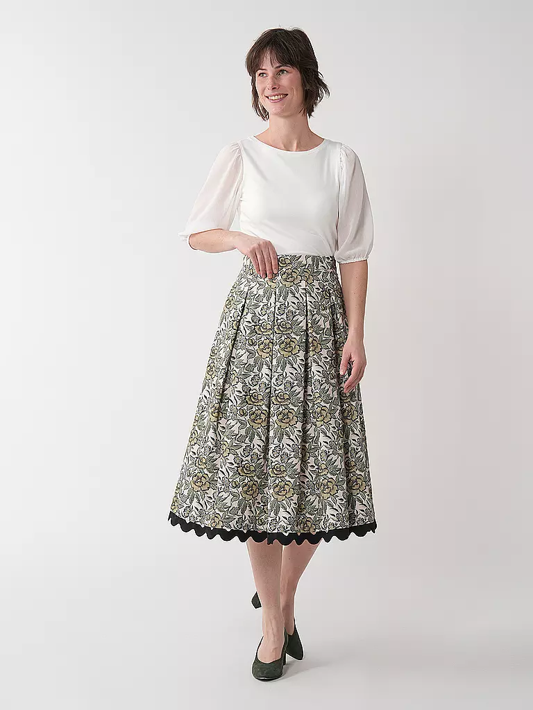 WENGER | Blusenshirt INN
Marke: WENGER
Farbe: creme
Kategorien: Moda,Donna

Lunghezza manica: Manica a 3/4
Scollo: Girocollo
Materiale: Jersey,Chiffon,Stretch,Viscosa,Mix
Motivo: Tinta unita
Vestibilità (capispalla): Regular | Crema