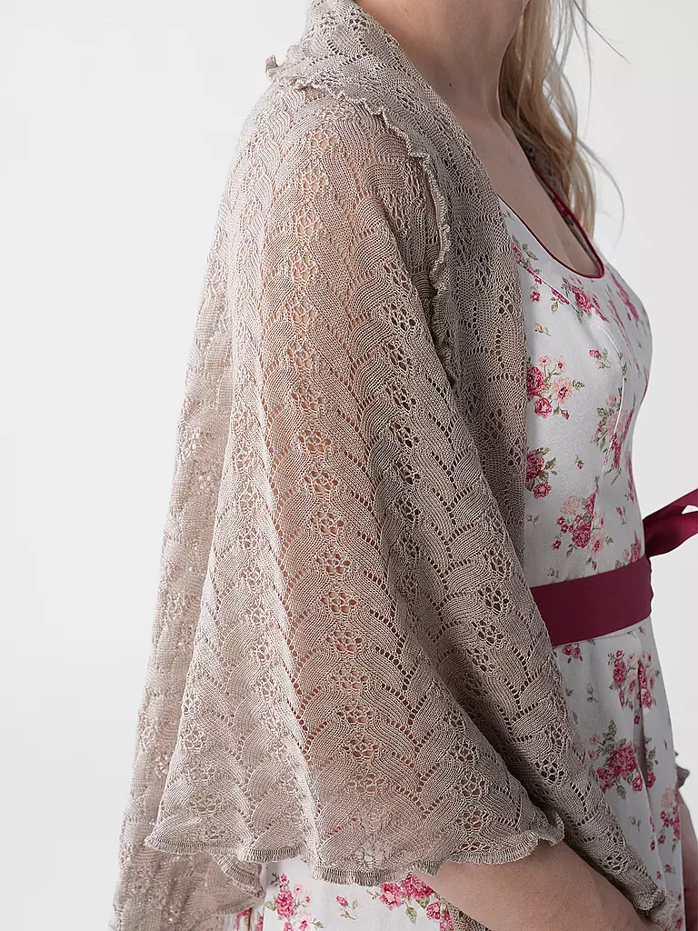 WENGER | Trachtenstola SOFIA

Marca: WENGER
Colore: beige
Categorie: Moda, Donna

Materiale: Lana
Motivo: Tinta unita
Dettagli: Motivo a maglia | Beige