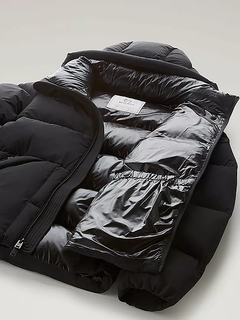 WOOLRICH | Daunenjacke SIERRA | Nero