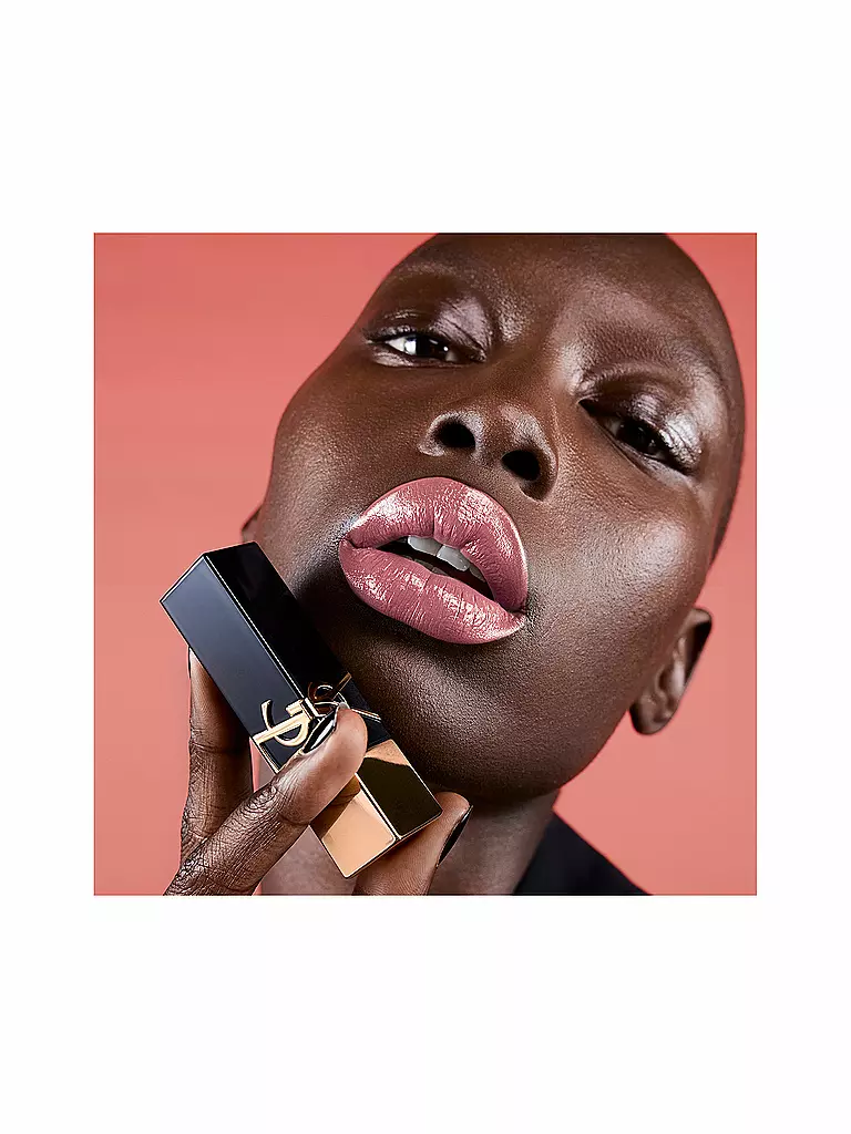 YVES SAINT LAURENT | Rossetto - Rouge Pur Couture The Bold Nude (17 Daring Nude) |
