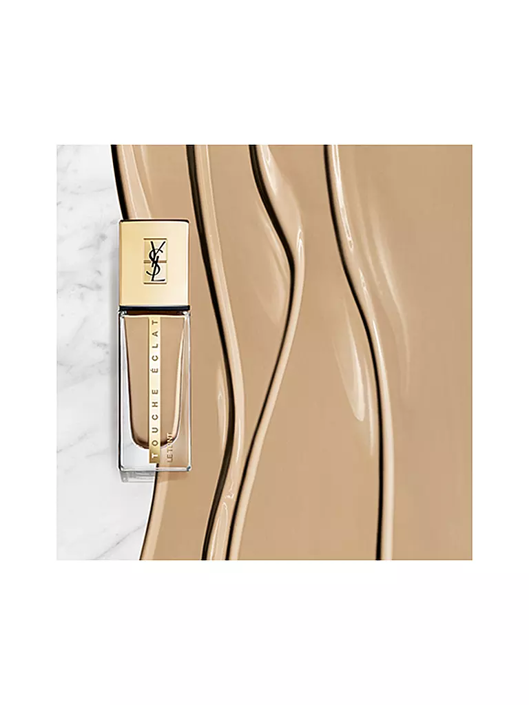 YVES SAINT LAURENT | Touche Éclat Le Teint Fondotinta (B40 Sabbia) | Cammello